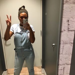 Meet your Posher, Liv